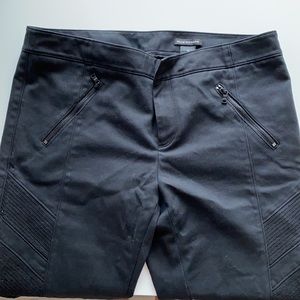 Club Monaco woman’s pants